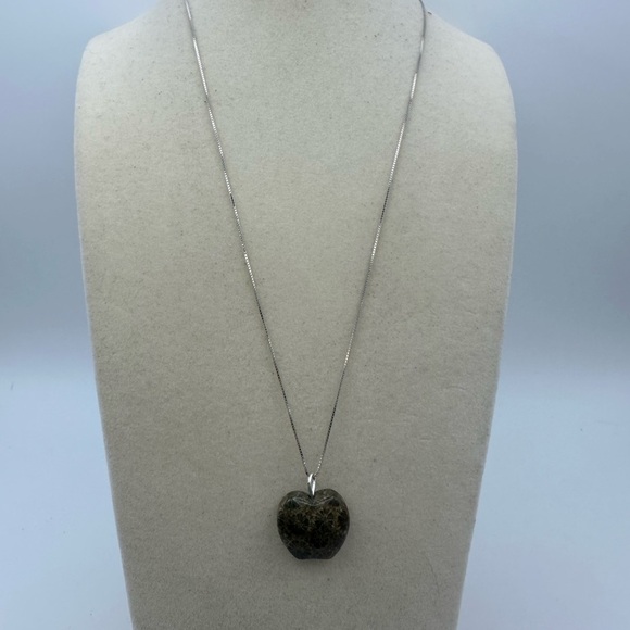 Green Coral Fossil Apple Shaped Pendant Necklace - Picture 4 of 15